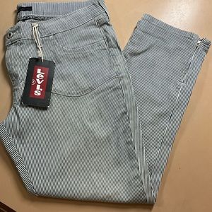 SALE!! Levi’s skinny zip ankle striped jeans 14
